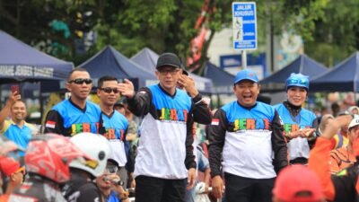 Detik-detik Bupati Jember Hendy Siswanto, memberangkatkan JERAT 7. (Foto: Istimewa - ZONA INDONESIA)