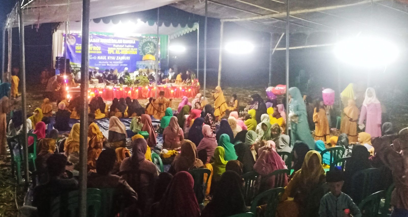 Pengajian Isra Mikraj Nabi Muhammad SAW di Musala Al-Hidayah. (Foto: Zainul Hasan)