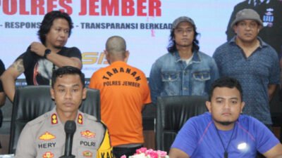 Kapolres Jember AKBP Hery Purnomo, dalam Press Conference ungkap kasus tersangka berinisial T bacok korban berinisial S. (Foto: Teamwork - ZONA INDONESIA)