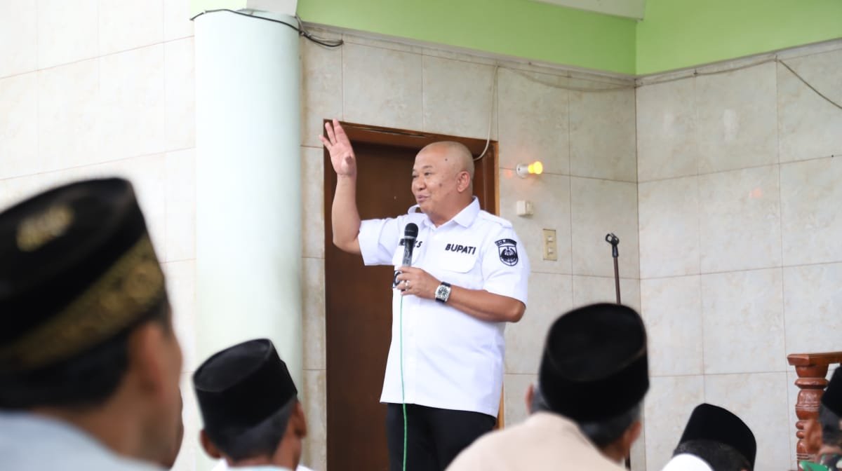 Bupati Jember Hendy Siswanto, dalam kegiatan Safari Ramadan 1444 Hijriah. (Foto: Diskominfo Jember - ZONA INDONESIA)