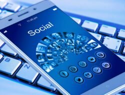 Etika Bermedia Sosial: Membangun Kehidupan Digital yang Bermartabat