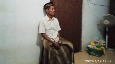 Ngobrol Santai dengan Warga Jember yang Dipasung: dari Bisikan Gaib hingga Didatangi Wali Allah