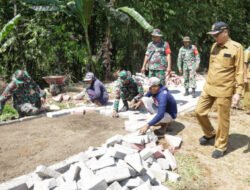 Wabup Jember Tinjau Kegiatan TMMD Hari ke-7 di Desa Klungkung
