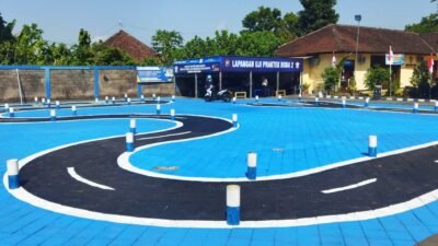 Lapangan praktek ujian SIM C, Satlantas Polres Jember. (Foto: Humas Polres Jember)
