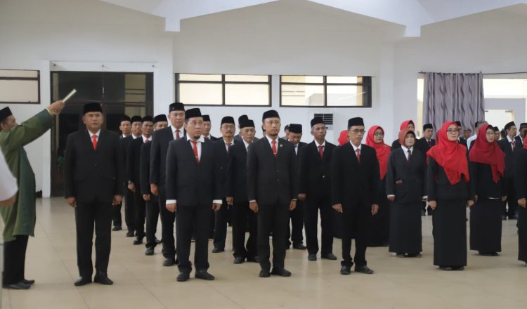 Prosesi pelantikan 283 ASN di Aula PB Soedirman. (Foto: Diskominfo Jember)