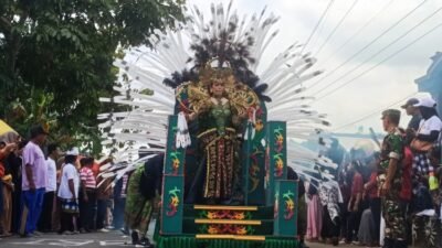 Karnaval budaya di Desa Lampeji, Kecamatan Mumbulsari, Kabupaten Jember. (Foto: Zainul Hasan)