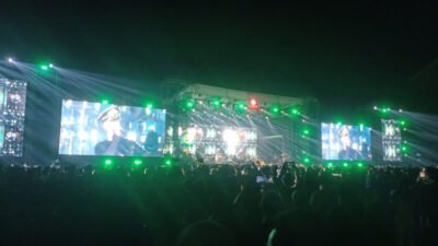 Konser pesta rakyat, Dewa 19, berlangsung di JSG Ajung, Jember, Minggu (15/10/2023). (Foto: Teamwork)