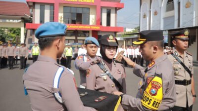 Prosesi Sertijab di halaman Mapolres Jember. (Foto: Humas Polres Jember)