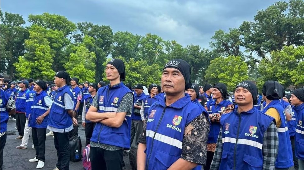 Sahabat Tagana saat apel di Lapangan Secaba Rindam V Brawijaya, Minggu (19/11/2023). (Foto: Diskominfo Jember)