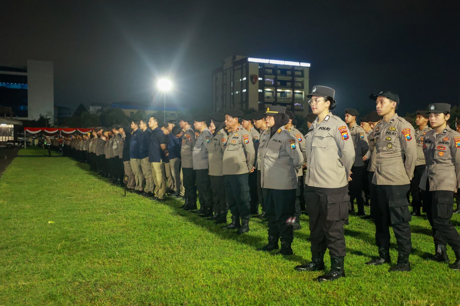 Ribuan personel Polda Jatim