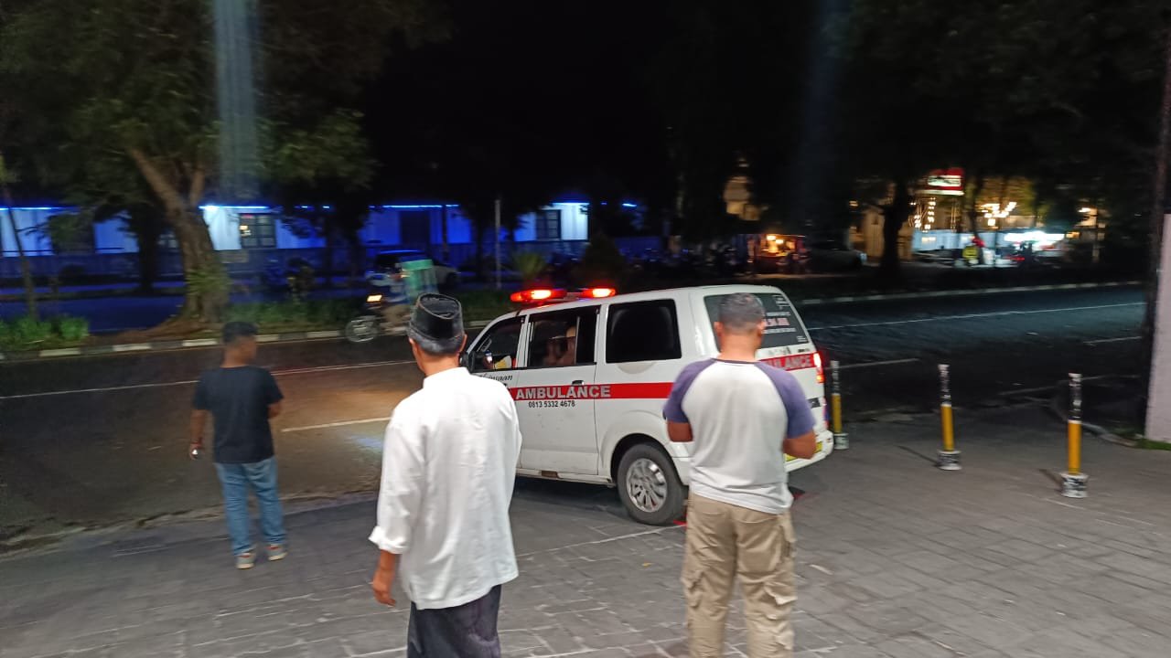 Jenazah korban saat dibawa pulang ke rumah duka dari RS Siloam. (Foto: Istimewa).