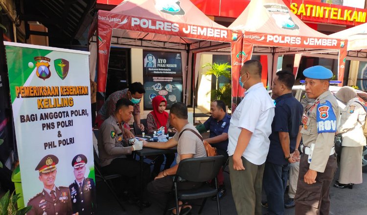 Sidokkes Polres Jember Periksa Gratis Anggotanya. (Foto: Humas Polres Jember)