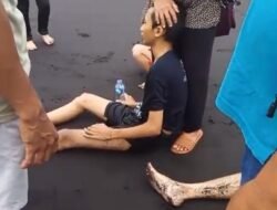 3 Warga Gresik Terseret Ombak Pantai Paseban Jember: 1 Tewas 2 Selamat