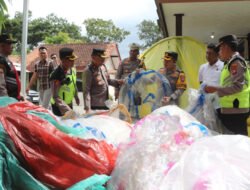 Lebaran Ketupat! Polres Trenggalek Amankan 135 Balon Udara