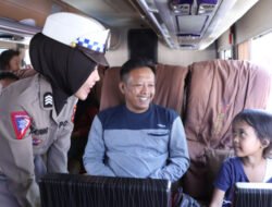 Warga Ponorogo Sumringah Bisa Naik Bus Gratis Saat Balik Mudik