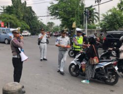 Polres Gresik Gelar Kampanye Simpatik Keselamatan di Jalan
