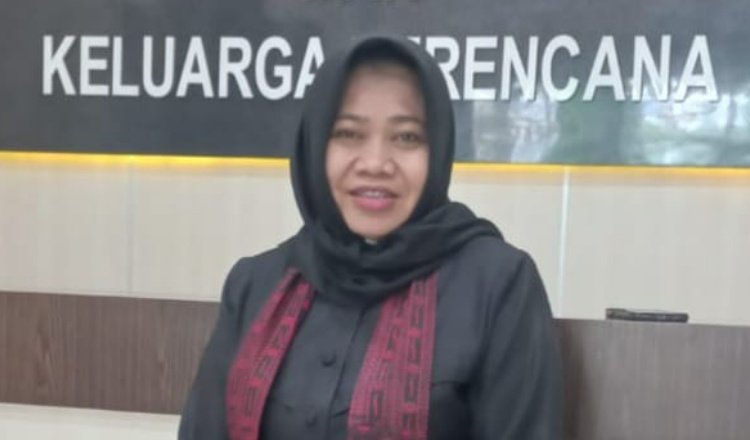 Kepala Dinas Pemberdayaan Perempuan dan Keluarga Berencana Banyuwangi, Henik Setyorini. (Foto: Banyuwangikab.go.id)