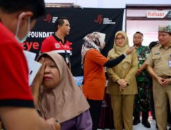 Operasi Katarak Gratis di Banyuwangi, 560 Warga Dapat Pengobatan Mata