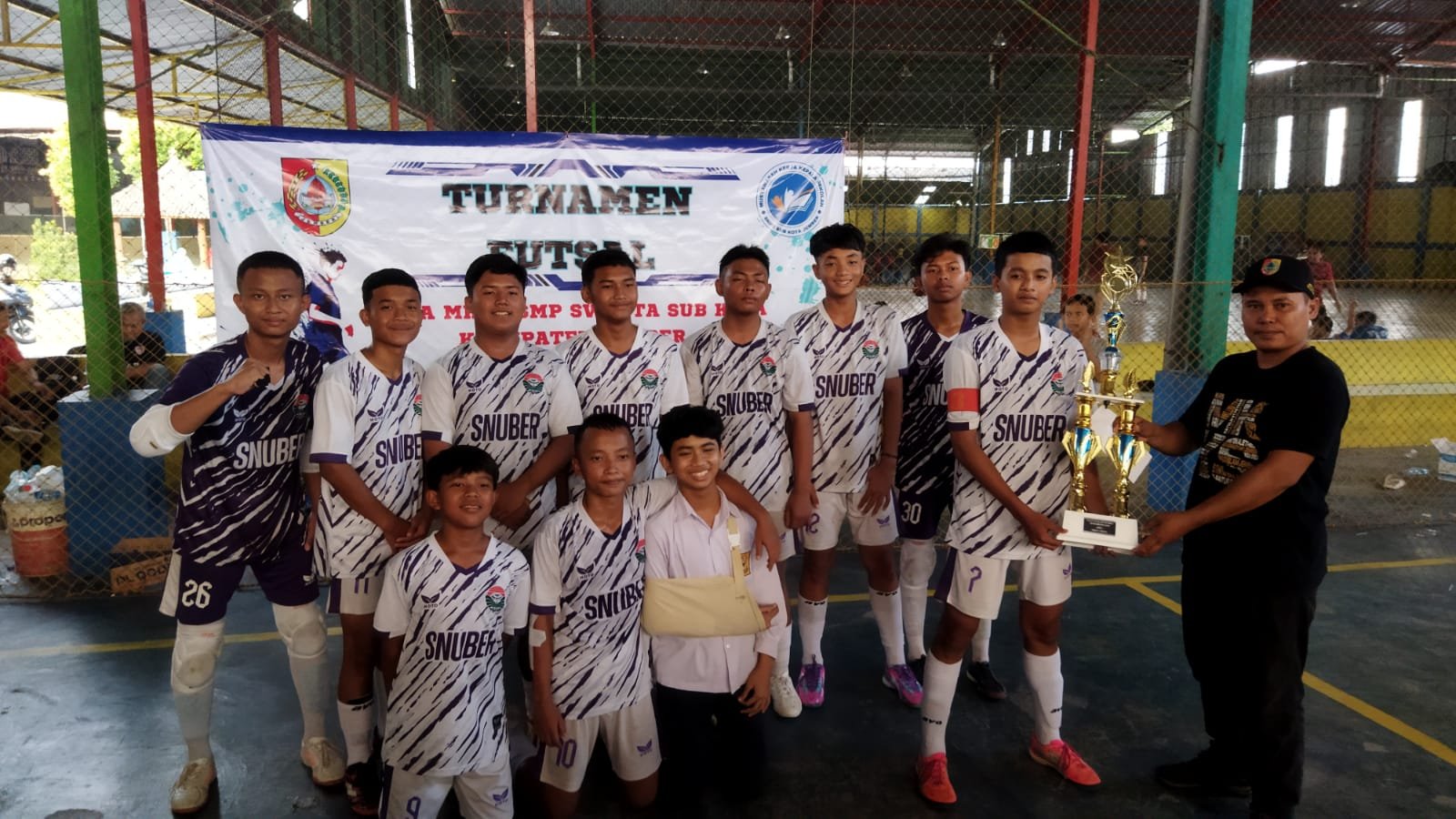 Turnamen Futsal Piala MKKS SMP Swasta Sub Kota di Kabupaten Jember