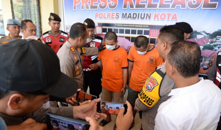 Press Releasa di Mako Polres Madiun Kota, ungkap kasus vandalisme 11 tersangka. (Foto: Istimewa)