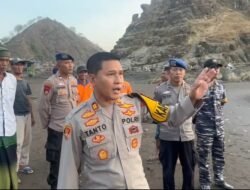 Polisi Imbau Wisatawan Tidak Mandi di Pantai Payangan Jember
