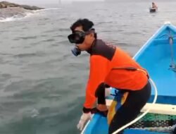 Remaja yang Tenggelam di Pantai Payangan Jember Belum Ditemukan Hingga Petang