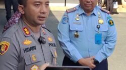 Wadirresnarkoba Polda Jatim diwawancarai awak media. (Foto: Istimewa)