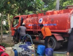 BPBD Probolinggo Salurkan Bantuan Air Bersih 5000 Liter