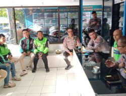 Satlantas Polres Sumenep Ajak Ngopi Bareng Ojol untuk Tingkatkan Keselamatan Berkendara