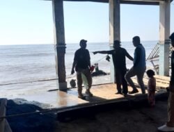 Gelombang Pasang di Situbondo Terjang TPI dan Rumah Warga