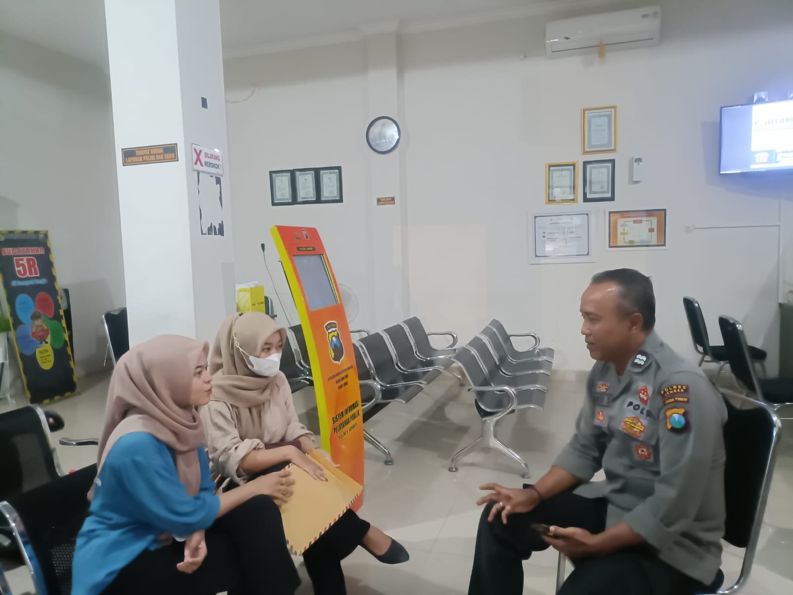 QA saat melapor ke Polisi, Selasa (9/7/2024). (Foto: Teamwork)
