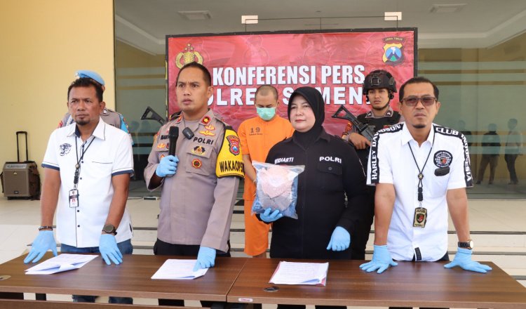 Konferensi pers ungkap kasus pemerkosaan terhadap anak di bawah umur di Mako Polres Sumenep. (Foto: Istimewa)