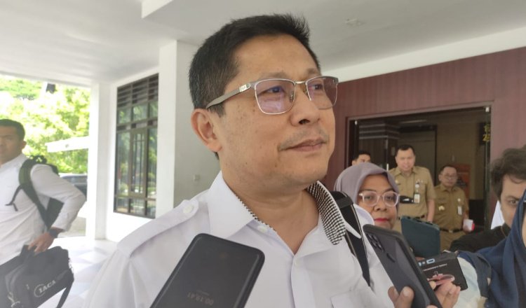 Wadir Tipikor Bareskrim Polri, Kombes Pol Arief Adiharsa, diwawancarai awak media. (Foto: Istimewa)