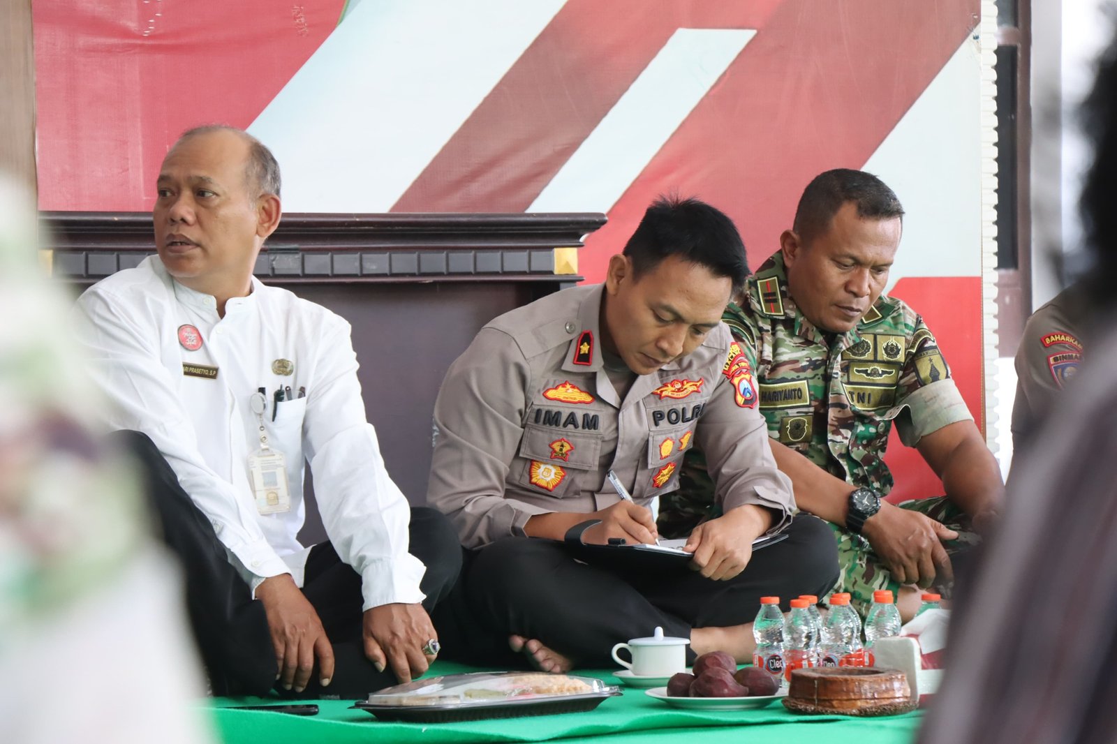 Polres Malang mendengarkan aspirasi warga, Jumat (27/9/2024). (Foto: Istimewa)