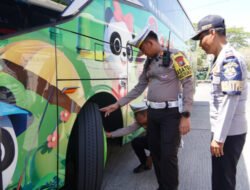 Ramp Check Bus di Terminal Seloaji: Polres Ponorogo Prioritaskan Keselamatan Penumpang