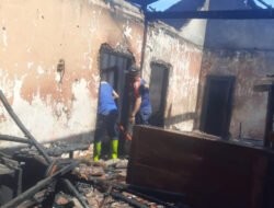 Diduga Korsleting Listrik, Rumah Warga Situbondo Terbakar, Kerugian Ditaksir Rp75 Juta