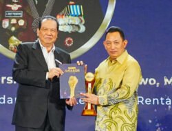 Kapolri Listyo Sigit Raih Penghargaan Tokoh Inklusi: Ini Untuk Semua Jajaran Bhayangkara