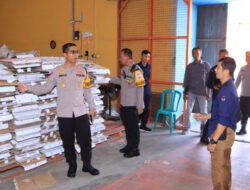 Kapolres Ngawi Cek Gudang Logistik Pilkada 2024 di KPUD
