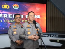 Densus 88 AT Polri Tangkap Tiga Terduga Teroris Anshor Daulah Jateng