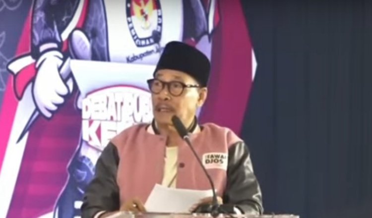 Djoko Susanto menyampaikan pandangannya terkait pengelolaan pasar, Sabtu (9/11/2024). (Foto: Zainul Hasan)