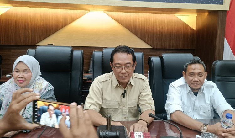Ketua Pansus Pilkada DPRD Jember diwawancarai awak media, Selasa (12/11/2024). (Foto: Istimewa)