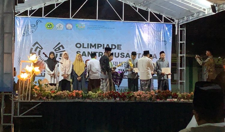 Peringatan 1 Abad Ponpes Alfalah Ploso Kediri di Jember, Minggu (17/11/2024). (Foto: Istimewa)