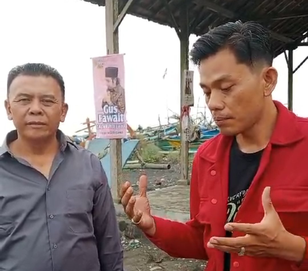 Tim Paslon 01 menyampaikan klarifikasi terkait perusakan banner di Pantai Paseban. (Foto: Istimewa)