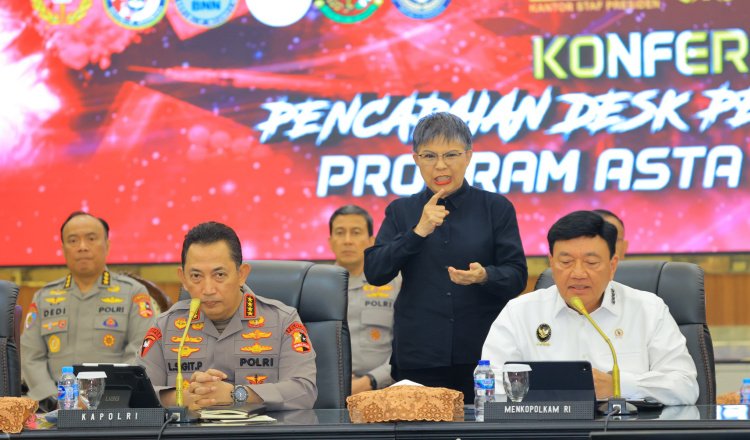 Kapolri Jenderal Listyo Sigit dalam konferensi pers di Mabes Polri, Kamis (5/12/2024). (Foto: Istimewa)