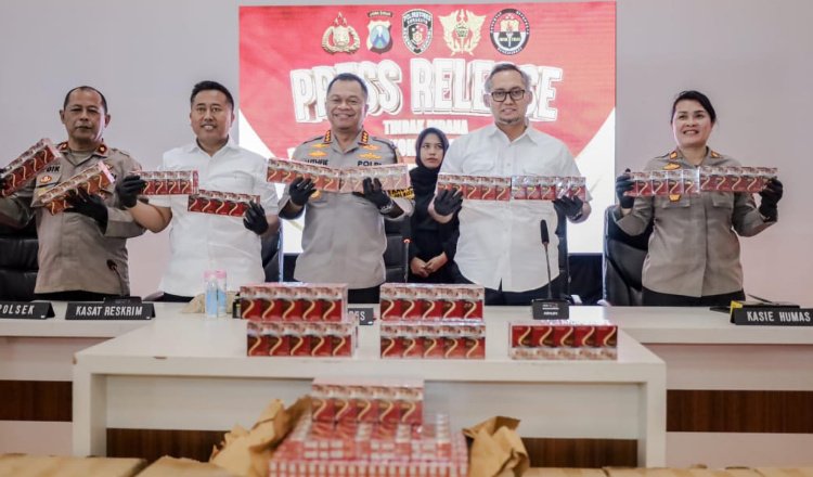 Press release ungkap kasus penangkapan rokok ilegal. (Foto: Istimewa)