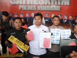 Polres Jombang Bongkar Sindikat Penyalahgunaan BBM Bersubsidi, 8.000 Liter Solar Disita