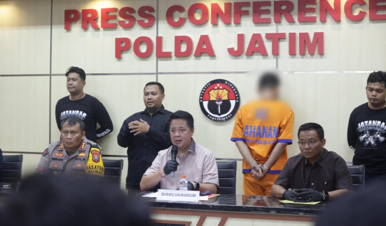 Konferensi pers ungkap kasus penemuan mayat seorang wanita. (Foto: Istimewa)