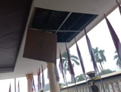 Baru Dibangun, Plafon Gedung Pemda Jember Ambruk: Anggaran Rehab Rp1,7 Miliar