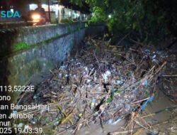 Sungai di Bangsalsari Jember Meluap: Pemukiman Warga Terdampak, Tim Rescue NasDem Turun Tangan