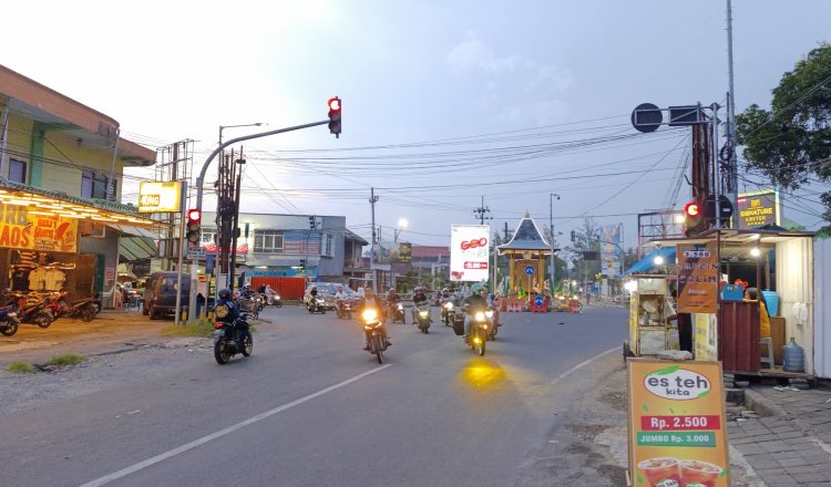 Sistem satu arah (SSA) sudah dicabut per tanggal 4 Februari 2025. (Foto: Zainul Hasan)
